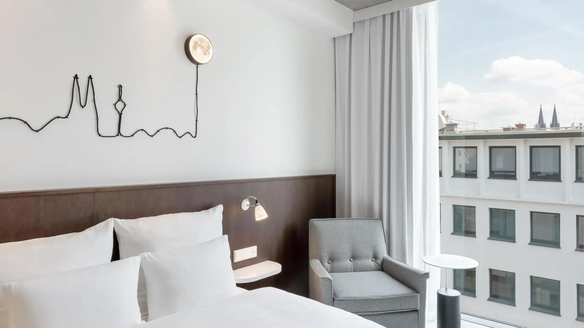 Ruby Ella Hotel Cologne