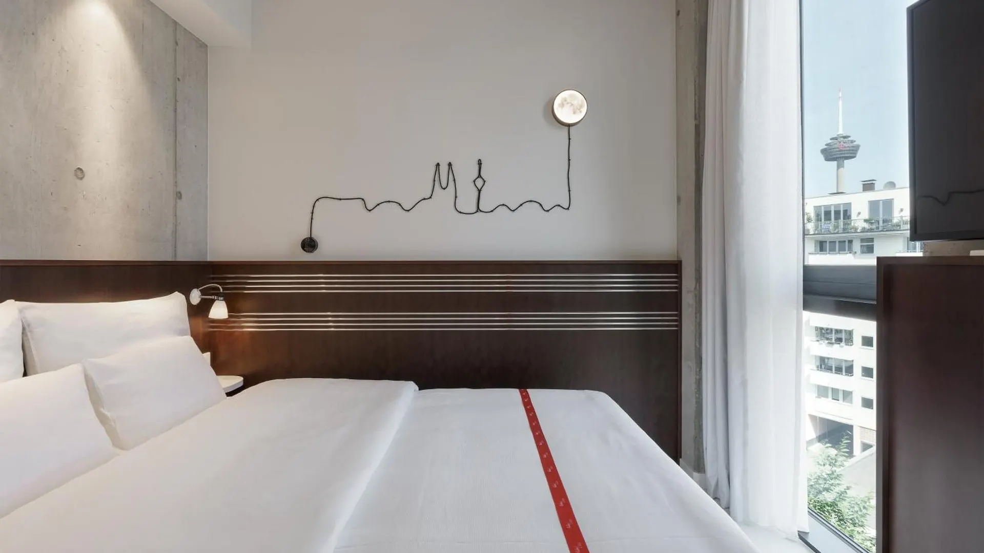 Ruby Ella Hotel Cologne 4*,